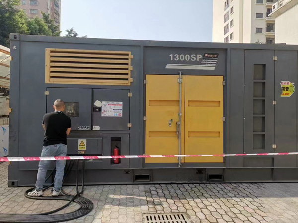 万源500KW发电机组冬季应该配多大的启动电瓶？